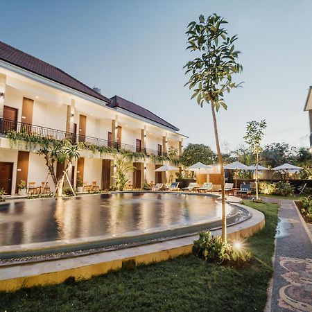 You Suite Seminyak Легиан Екстериор снимка