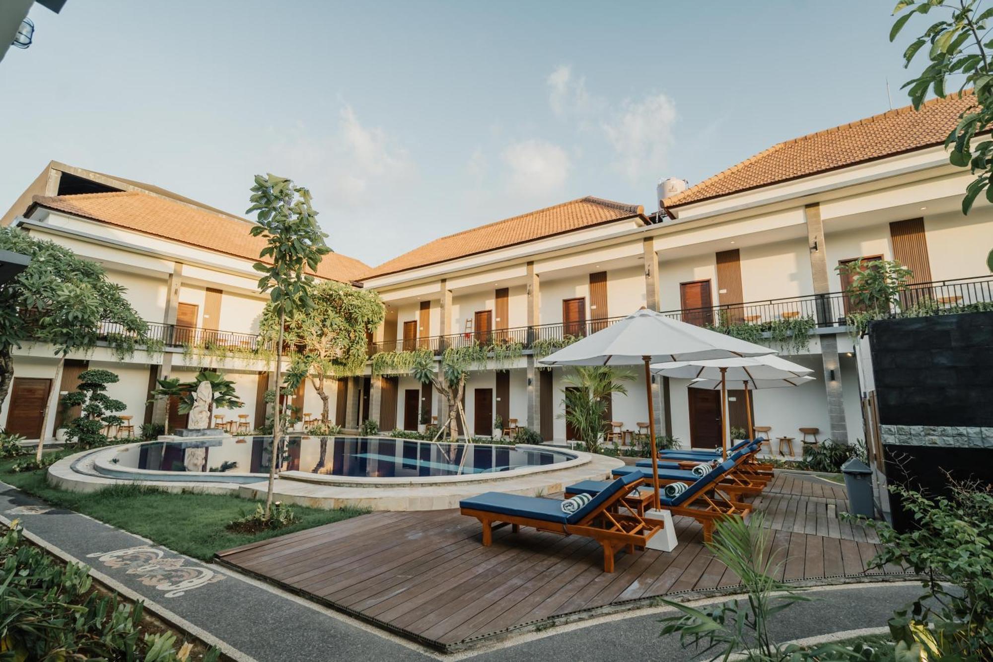 You Suite Seminyak Легиан Екстериор снимка